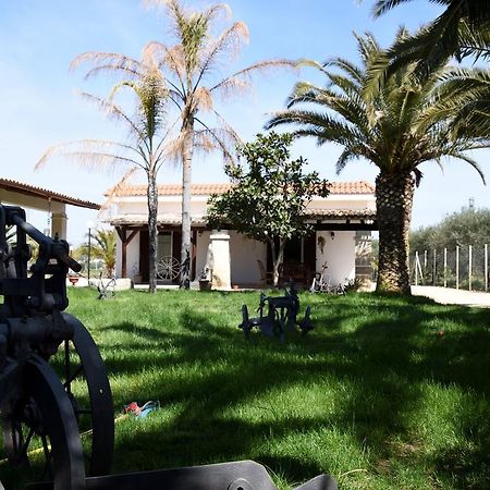Villa Elide Marina di Ginosa Eksteriør bilde
